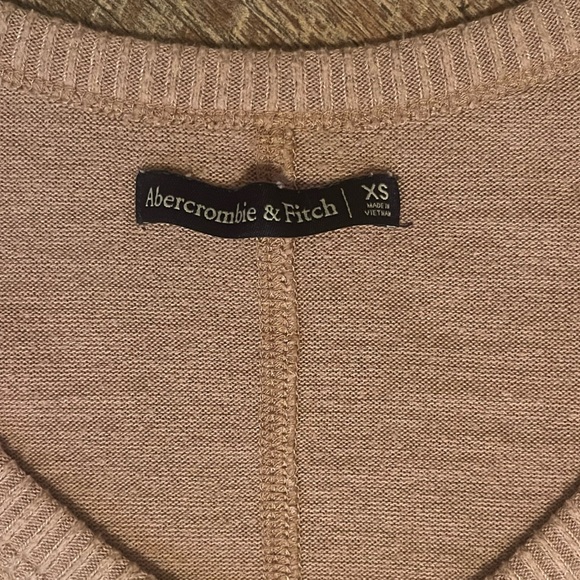 Abercrombie & Fitch Beige Fuzzy Knit Top - Picture 2 of 4